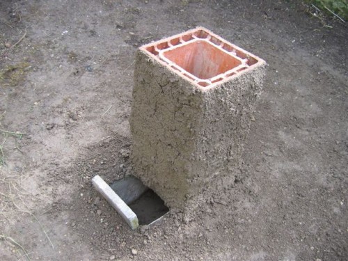 Rocket stove barbecue - Enduit à la terre