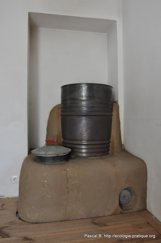 Rocket stove
