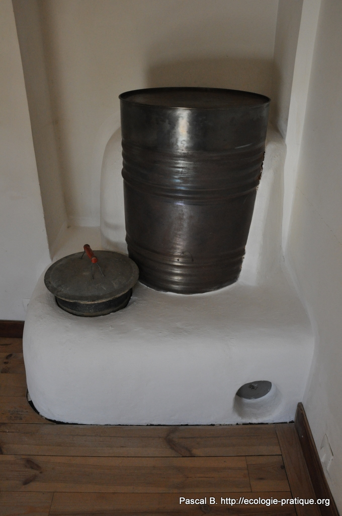 Rocket stove - Finition chaux aérienne
