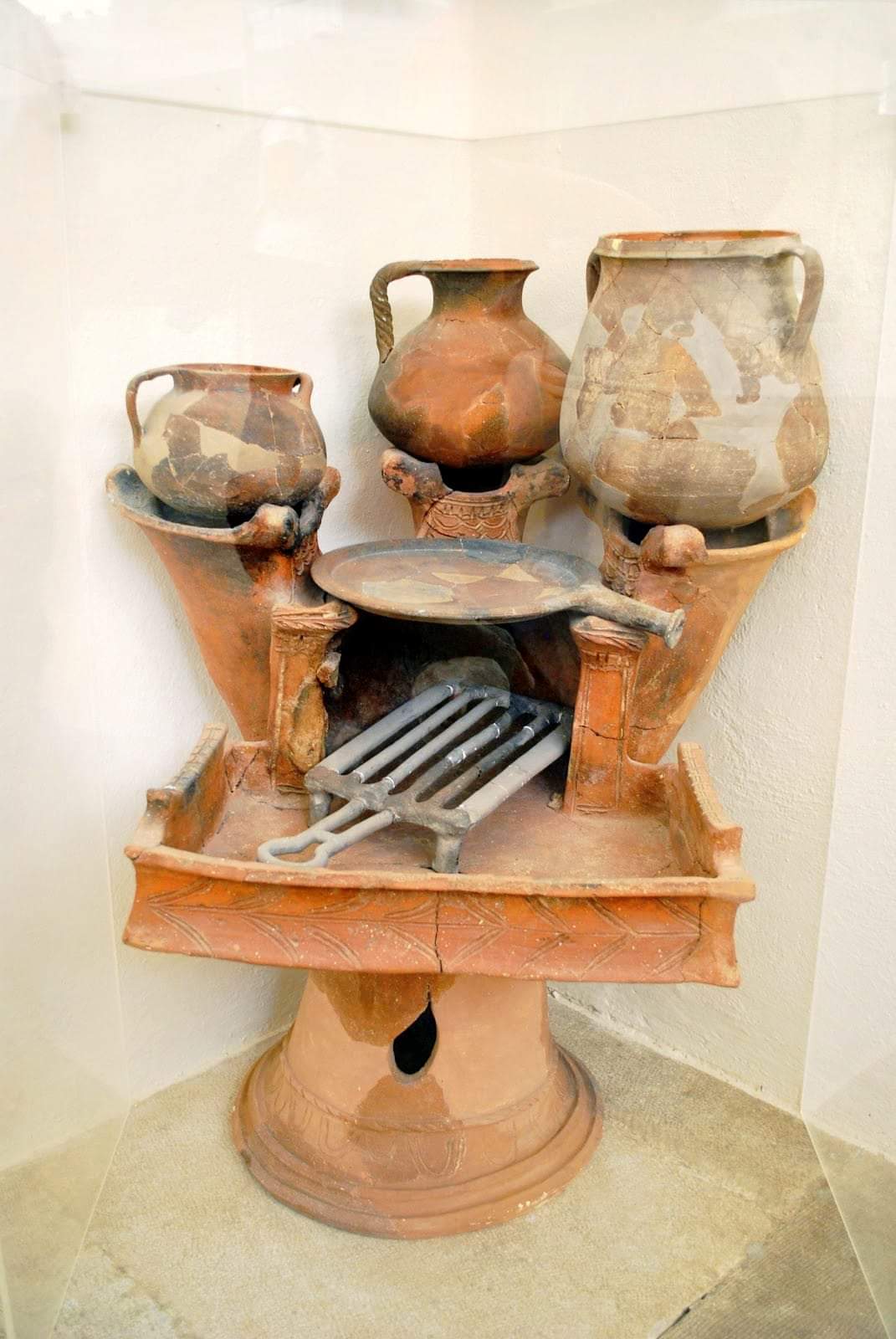 Poêle antique grecque