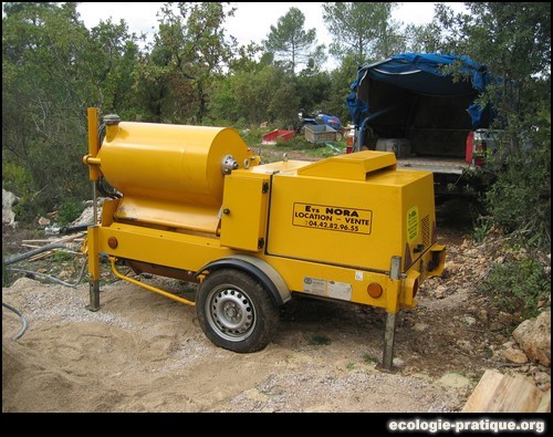 Machine à enduire