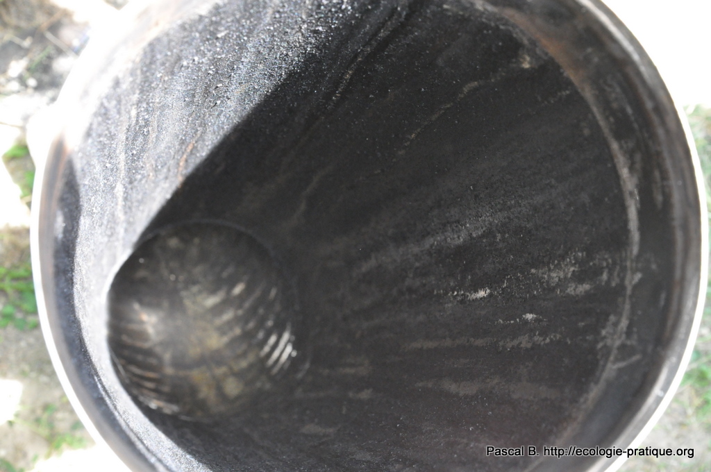 Rocket stove - Nettoyage