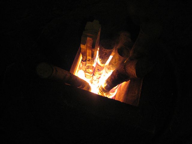 Rocket stove - Fire fire fire